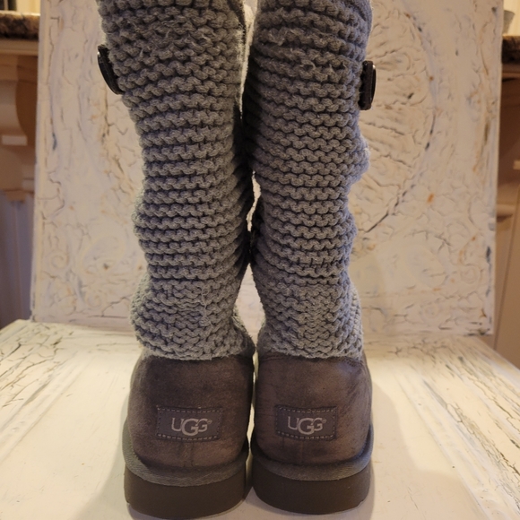 Ugg Shaina Knit Cuffed Boots 1911 - Picture 7 of 12